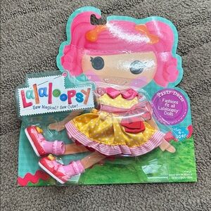Lalaloopsy Sew Magical! Sew Cute! Fashions Fit All Lalaloopsy Doll Party Dress